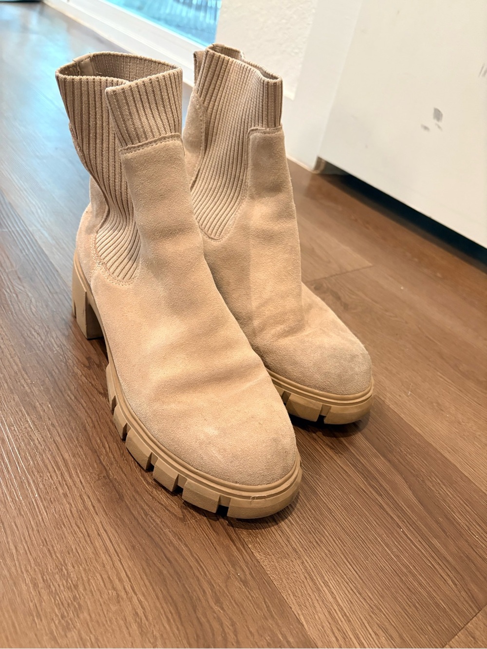 Steve Madden Beige Suede Chunky Chelsea Booties